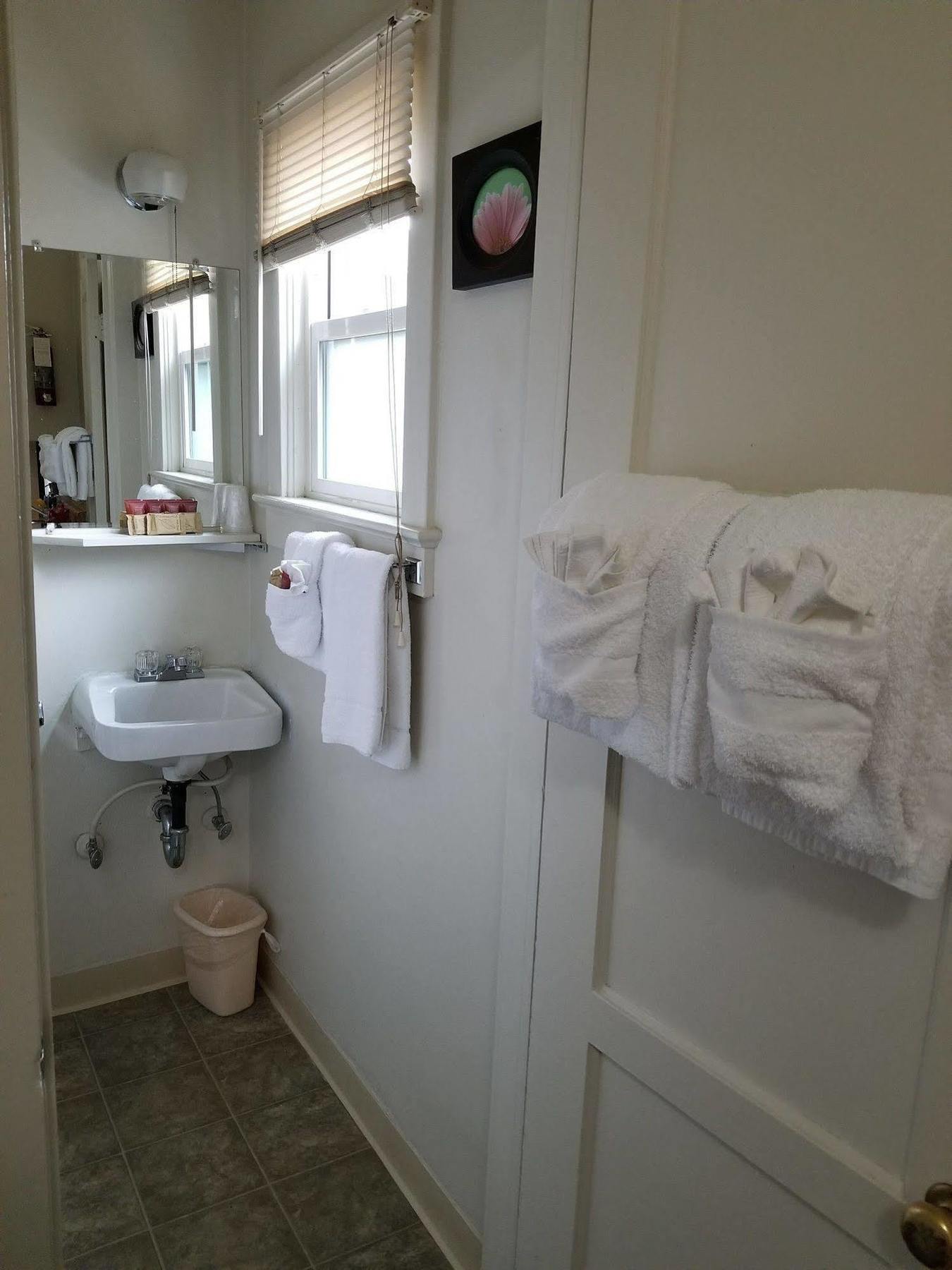 Manor Motel アシュランド エクステリア 写真